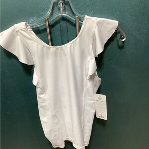 NWT ruffle sleeveless sports top